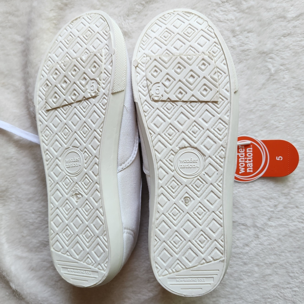 NWT Wonder Nation White Kids Sneakers Low-Top Canvas - Picture 4 of 4